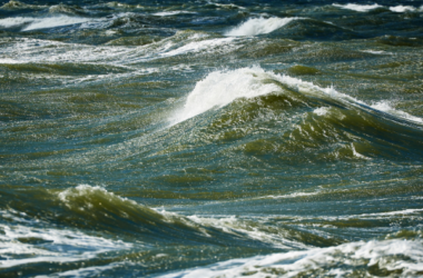 mare in Salento influenzato dalle condizioni del vento